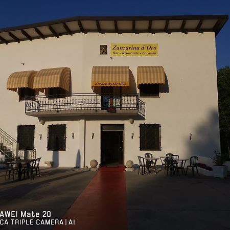 Hotel-Locanda Zanzarina D'Oro Nel Parco Oglio Sud Calvatone 外观 照片